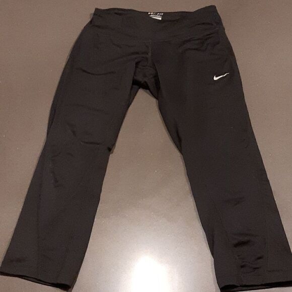 DRI - FIT NIKE  Better World  SZ Small active pants - Picture 1 of 12